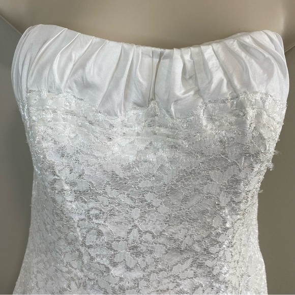 Sophia Tolli - White Lace Sweetheart Neck Midi Dress - 8 - Picture 5 of 16